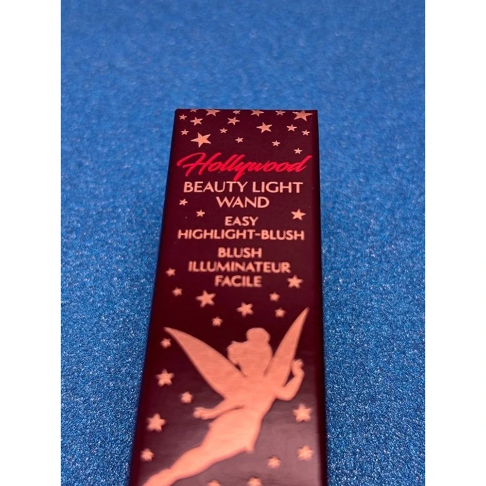 Charlotte Tilbury  Beauty Light Wand Highlight Blush-Pink